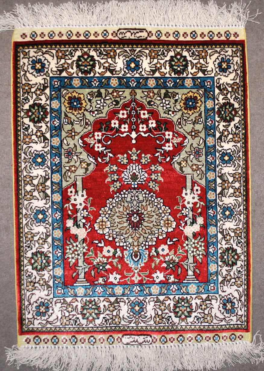 Uneori uneori dividend Control  Hereke Bursa Silk Carpet-Code:6531